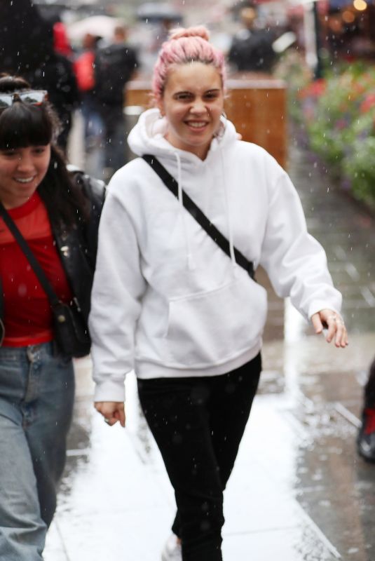 BEA MILLER Leaves Global Radio in London 08/19/2019