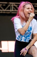 BEA MILLER Performs at Lollapalooza in Chicago 08/03/2019