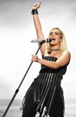 BEBE REXHA Performs Jonas Brothers