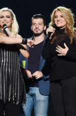 BEBE REXHA Performs Jonas Brothers