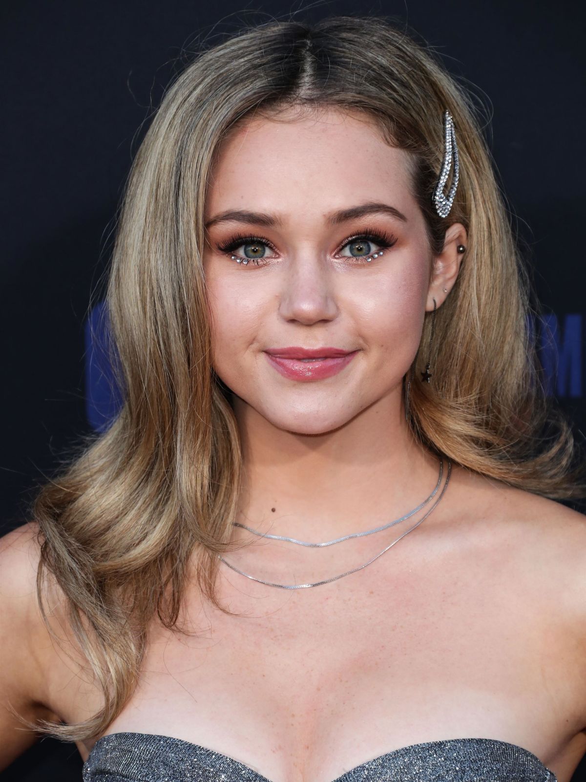 Brec Bassinger At 47 Meters Down Uncaged Premiere In Los Angeles 08 13