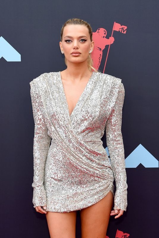 BREGJE HEINEN at 2019 MTV Video Music Awards in Newark 08/26/2019