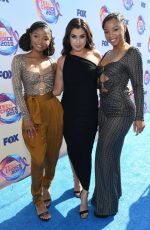 CHLOE and HALLE BAILEY at Teen Choice Awards 2019 in Hermosa Beach 08/11/2019