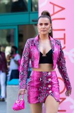 CJ LANA PERRY Leaves Beautycon Festival in Los Angeles 08/11/2019