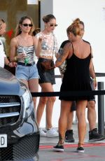 DOUTZEN KROES Leaves Ushuaia Hotel in Ibiza 08/14/2019