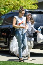 ELISABETH OLSEN Ddealing with Police Where Her Mother is Present in Studio City 08/09/2019