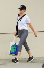 ELIZABETH BANKS Out Shopping in Los Angeles 08/18/2019