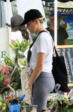 ELIZABETH BANKS Out Shopping in Los Angeles 08/18/2019