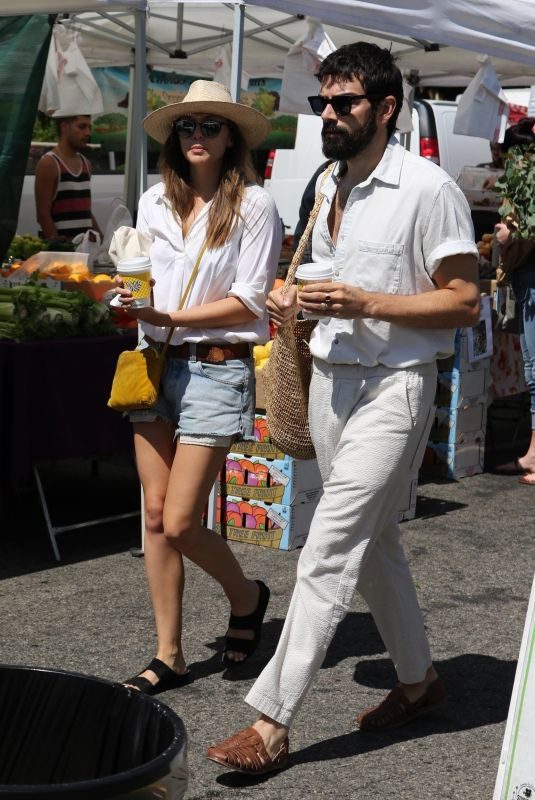 ELIZABETH OLSEN and Robbie Arnett at Farmer’s Market in Los Angeles 08/11/2019