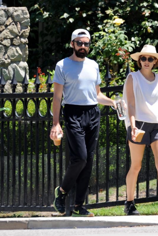 ELIZABETH OLSEN and Robbie Arnett Out in Studio City 08/11/2019