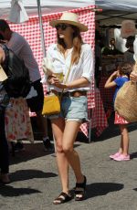 ELIZABETH OLSEN in Denim SHorts Shopping at Farmers Market in Studio City 08/11/2019