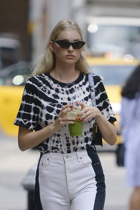 ELSA HOSK Out for Lunch at Il Buco in New York 08/21/2019