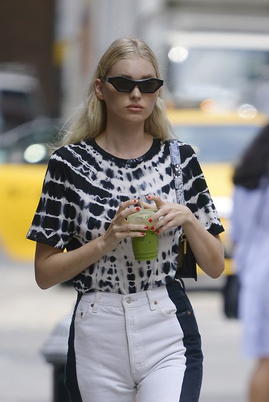 ELSA HOSK Out for Lunch at Il Buco in New York 08/21/2019