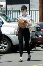 EMMA STONE, MARTHA MACISAAC and SUGAR LYN BEARD Out in Los Angeles 08/11/2019