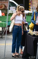 GENEVIEVE HANNELIUS Shopping at Farmer