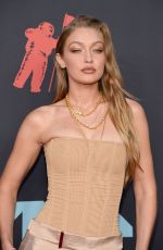 GIGI HADID at 2019 MTV Video Music Awards in Newark 08/26/2019