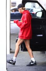 HAILEY and Justin BIEBER Arrives at a Medical Building in Beverly Hills 08/23/2019