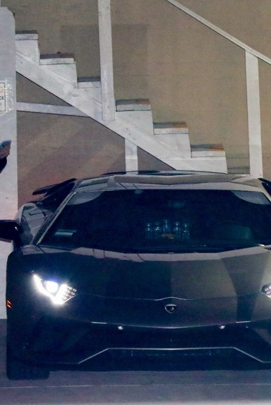 HAILEY and Justin BIEBER Leaves Church Service in Beverly Hills 08/07/2019