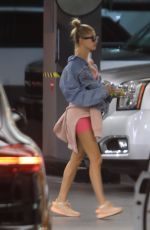 HAILEY and Justin BIEBER Out for Lunch at Soho House in West Hollywood 08/18/2019