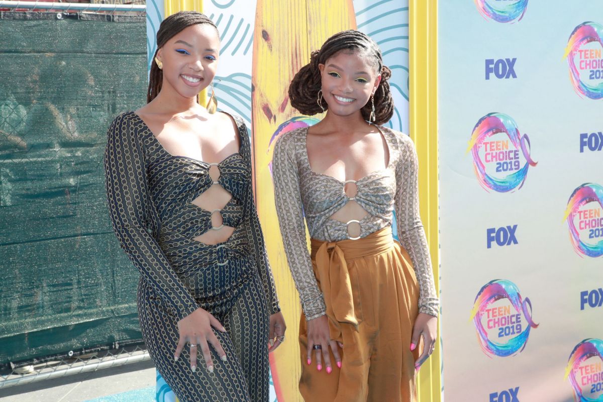 halle-bailey-at-teen-choice-awards-2019-in-hermosa-beach-08-11-2019-2.jpg