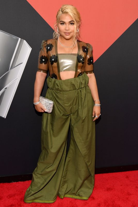 HAYLEY KIYOKO at 2019 MTV Video Music Awards in Newark 08/26/2019