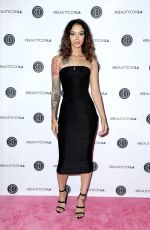 INDYAMARIE JEAN PELTON at Beautycon Festival 2019 in Los Angeles 08/10/20