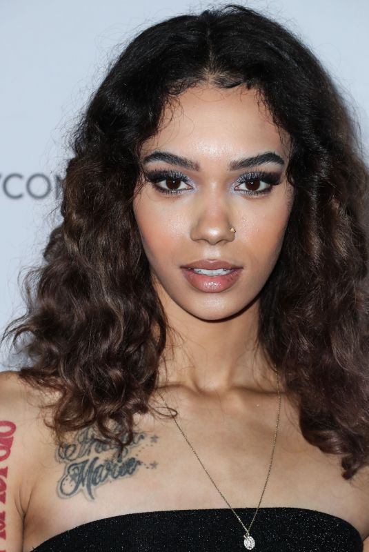INDYAMARIE JEAN PELTON at Beautycon Festival 2019 in Los Angeles 08/10/20