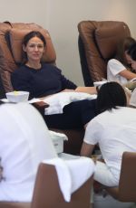 JENNIFER GARNER at a Salon in Pacific Palisades 08/10/2019