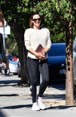 JENNIFER GARNER Out and About in Beverly Hills 08/30/2019