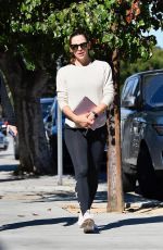 JENNIFER GARNER Out and About in Beverly Hills 08/30/2019