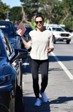 JENNIFER GARNER Out and About in Beverly Hills 08/30/2019