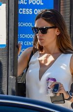JENNIFER GARNER Out and About in Los Angeles 08/12/2019