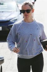 JENNIFER GARNER Out and About in Los Angeles 08/27/2019