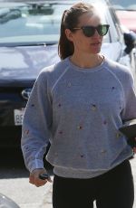 JENNIFER GARNER Out and About in Los Angeles 08/27/2019
