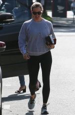 JENNIFER GARNER Out and About in Los Angeles 08/27/2019