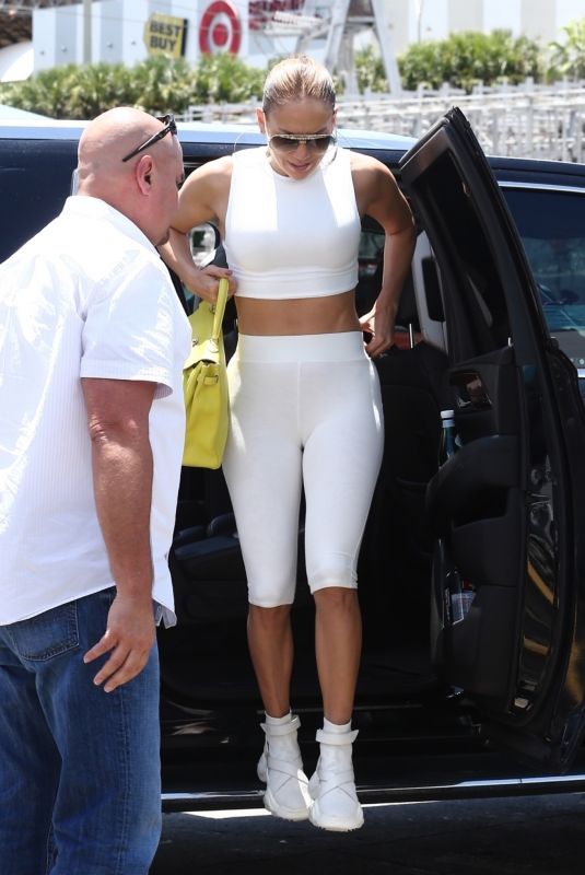 JENNIFER LOPEZ Heading to a Gym in Miami 08/28/2019