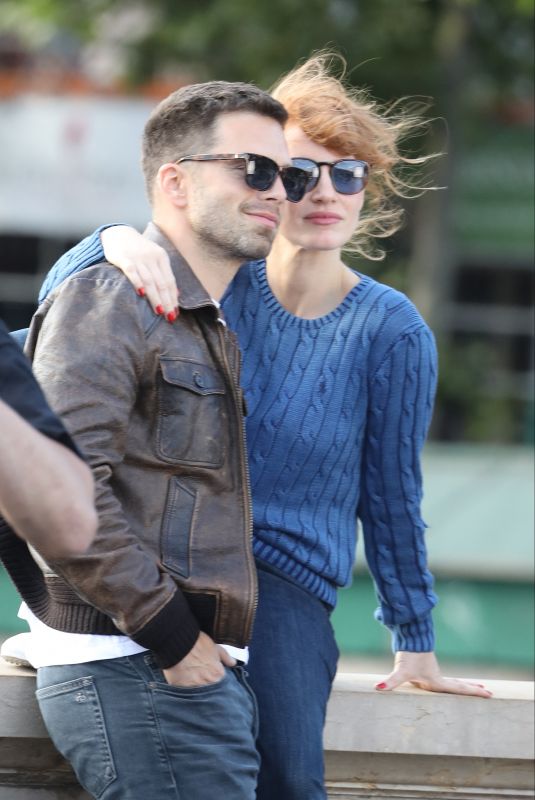 JESSICA CHASTAIN and Sebastian Stan on the Set of 355 in Paris 07/12/2019