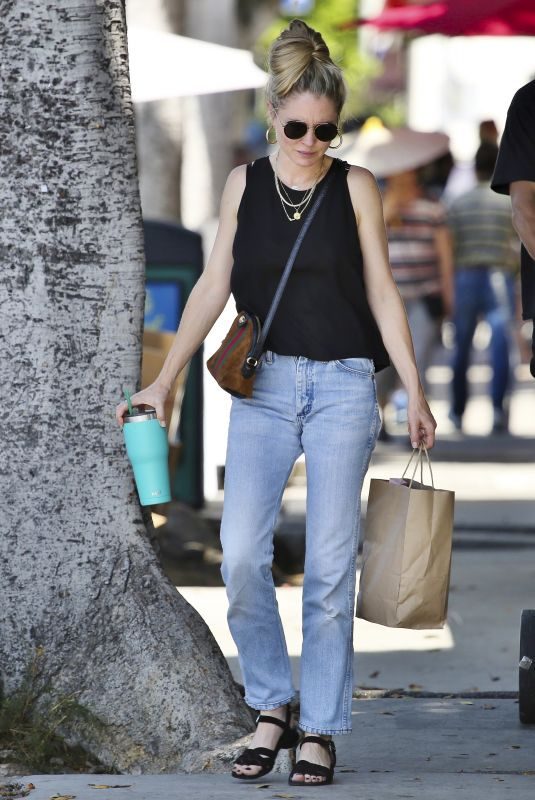 KAITLIN DOUBLEDAY Out Shopping in Los Angeles 08/28/2019