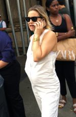 KATE HUDSON at Tumi Store in New York 08/17/2019