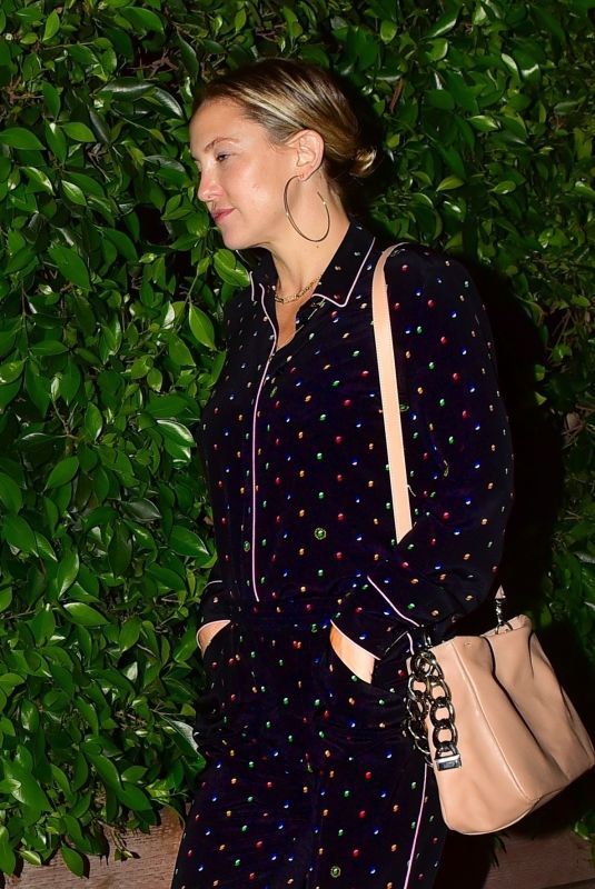 KATE HUDSON Out for Dinner in Los Angeles 08/10/2019