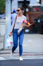 KATIE HOLMES Picks Up Bouquet of Roses in New York 08/12/2019