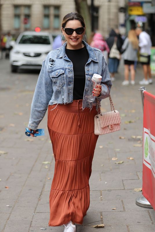 KELLY BROOK Arrives at Global Radio in London 08/09/2019