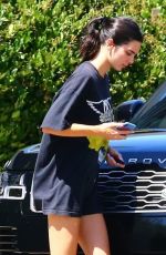 KENDALL JENNER Out and About in Beverly Hills 08/14/2019