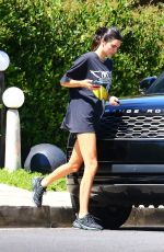KENDALL JENNER Out and About in Beverly Hills 08/14/2019