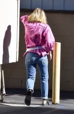 KRISTEN BELL Leaves a Spa in Los Feliz 08/15/2019