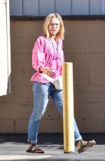 KRISTEN BELL Leaves a Spa in Los Feliz 08/15/2019