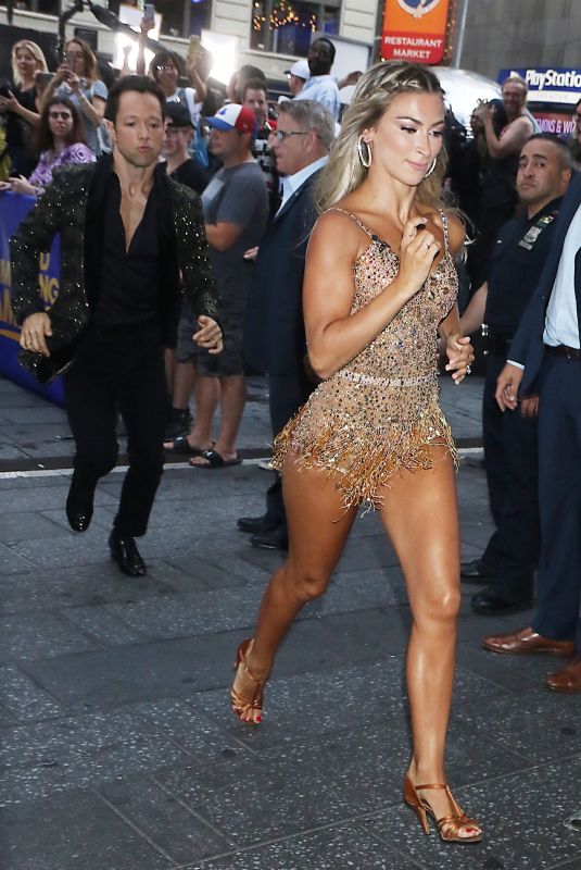 LINDSAY ARNOLD Arrives at Good Morning America in New York 08/21/2019