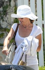LORI LOUGHLIN Out Shopping in Los Angeles 07/29/2019