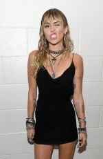 MILEY CYRUS Performs at 2019 MTV VMA in Newark 08/26/2019