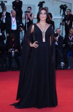 NADINE LABAKI at J